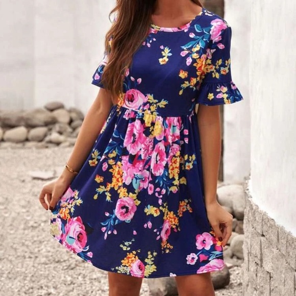 🆕NEW!🛍Royal Blue Floral Dress 🌸 - Picture 2 of 4